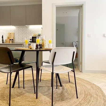 Apartment Temple Quay By Staybc Premier Corporate 1 Bedroom Serviced Accommodation In The Heart Of Bristol Bristol