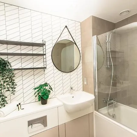 Temple Quay By Staybc Premier Corporate 1 Bedroom Serviced Accommodation In The Heart Of Bristol Apartment